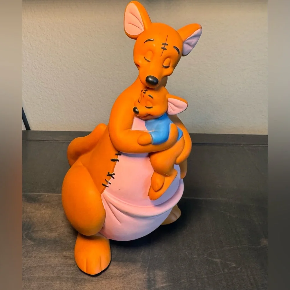 Disney VTG kanga and Roo Winnie the Pooh coin piggy bank